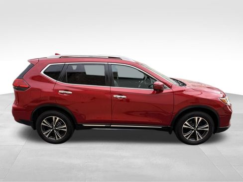 Used 2017 Nissan Rogue SL w/ SL Premium Package AWD/4WD image 4