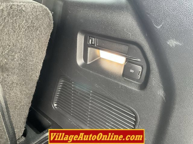 Used 2020 Ford Explorer XLT w/ Comfort Package AWD/4WD image 40