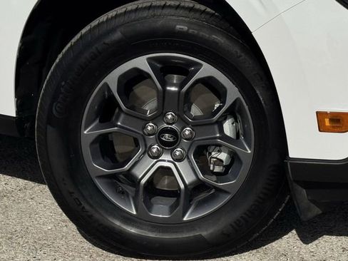 Certified 2025 Ford Maverick XLT image 32