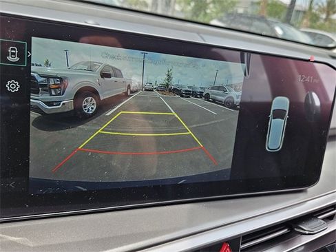 New 2025 Kia Sorento S w/ Panoramic Sunroof Package image 17