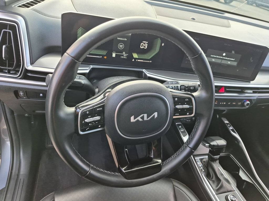 Certified 2024 Kia Sorento S w/ Panoramic Sunroof Package FWD image 11