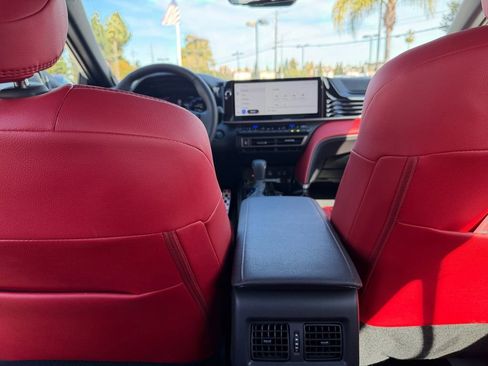 Used 2025 Toyota Camry XSE image 28