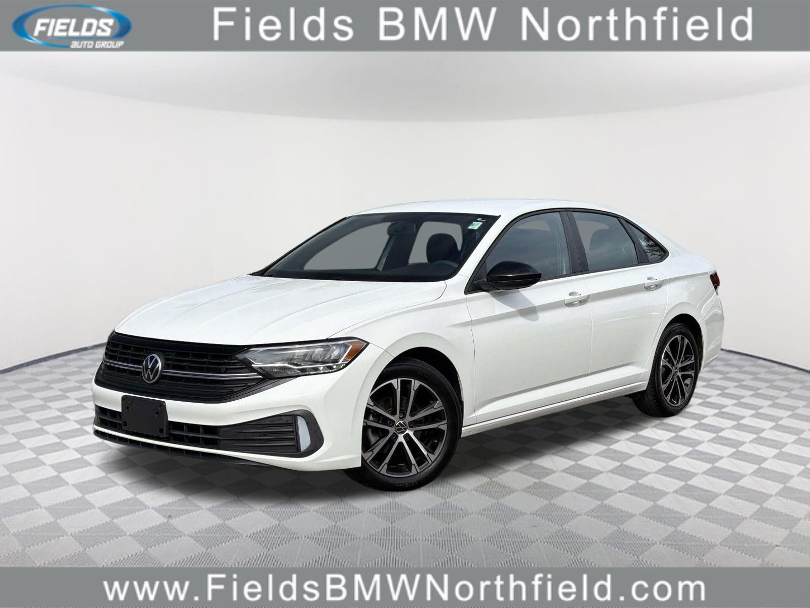 Used 2022 Volkswagen Jetta Sport FWD image 2