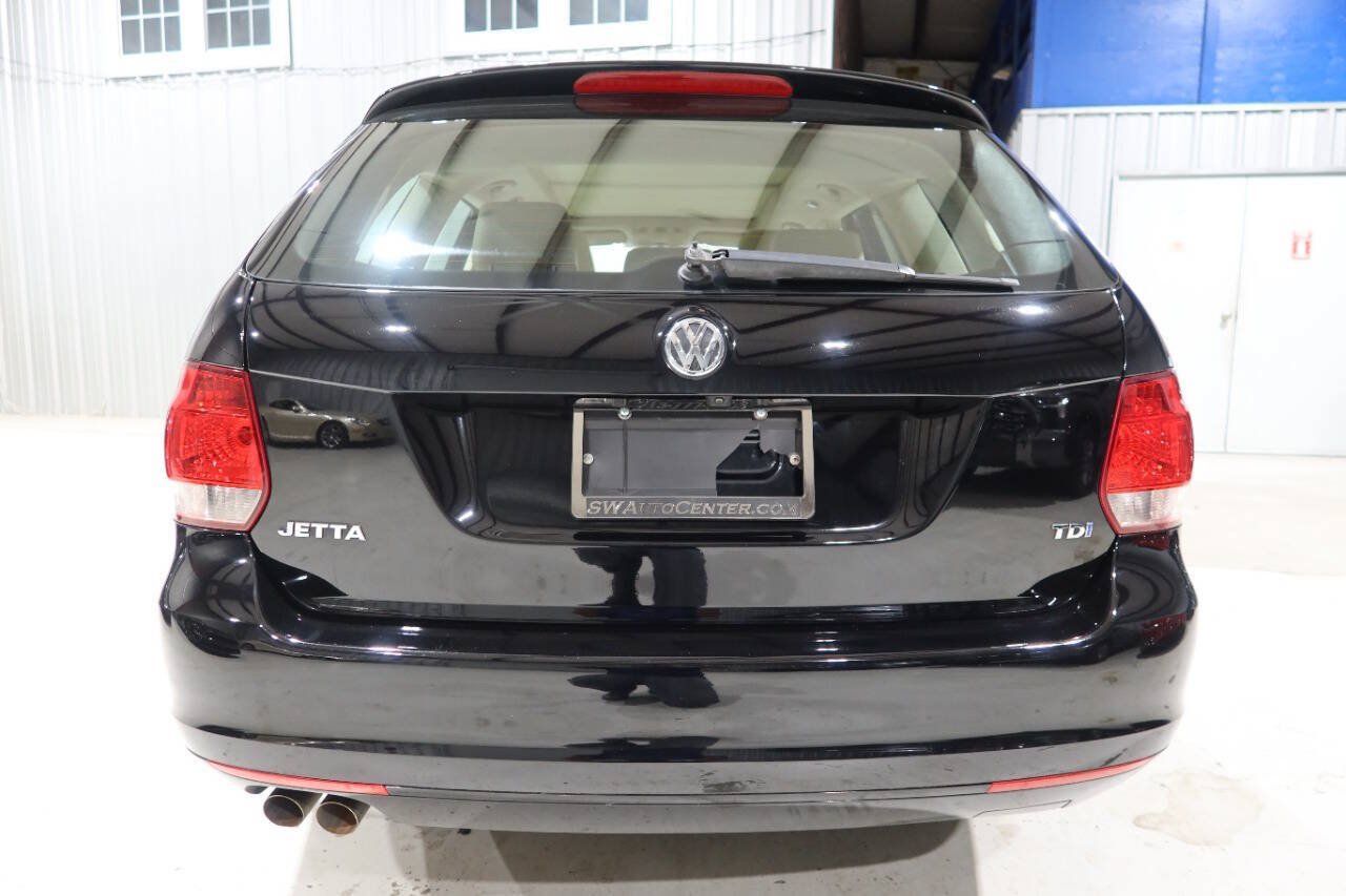 Used 2014 Volkswagen Jetta TDI FWD image 4
