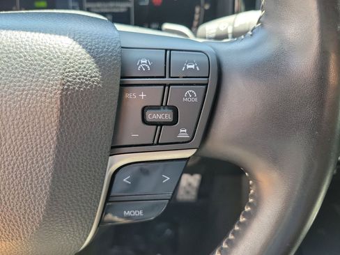 Used 2025 Toyota Camry SE FWD image 21