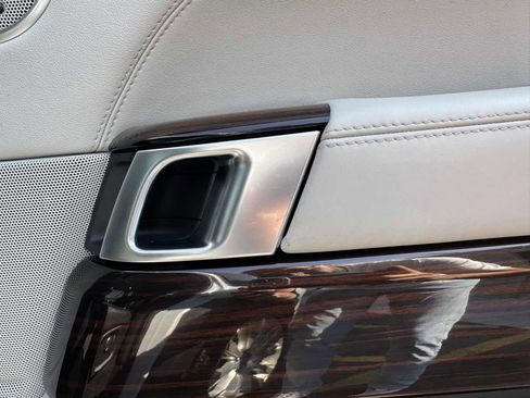 Used 2017 Land Rover Range Rover Supercharged image 48