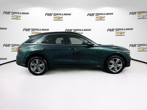 Used 2022 Genesis GV70 3.5T Sport w/ Sport Advanced Package AWD/4WD image 8