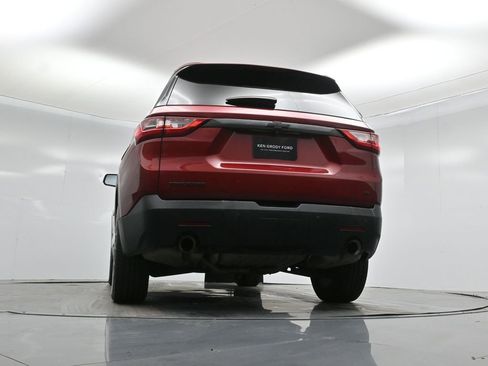 Used 2020 Chevrolet Traverse LT image 49