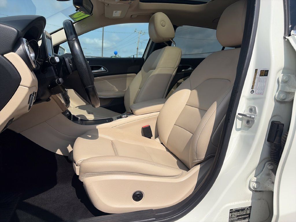 Used 2016 Mercedes-Benz GLA 250 image 12