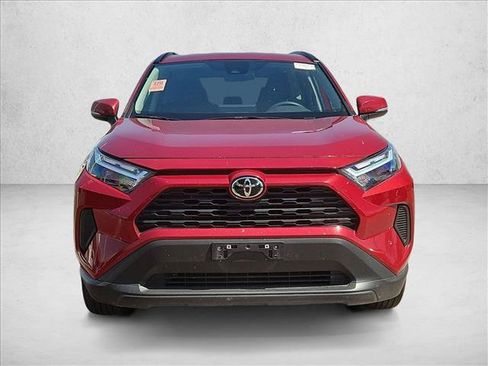 Used 2025 Toyota RAV4 XLE FWD image 2