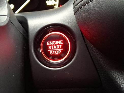 Certified 2025 Honda HR-V LX image 26