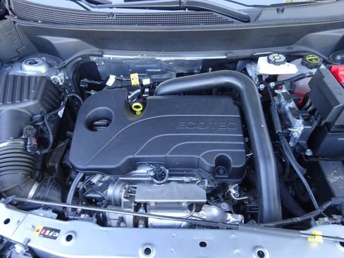 Certified 2025 Chevrolet Equinox RS FWD image 11