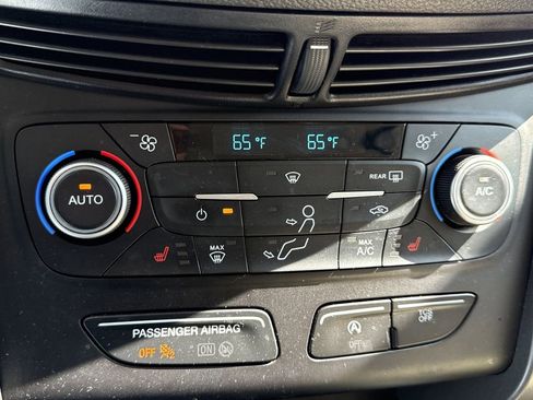 Used 2019 Ford Escape SE AWD/4WD image 7
