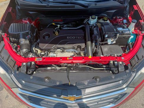 Used 2019 Chevrolet Equinox LT FWD image 24