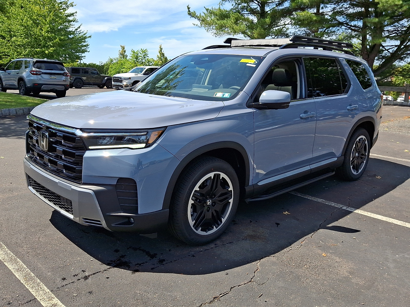 New 2026 Honda Pilot image 2
