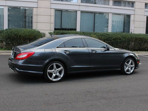 Used 2013 Mercedes-Benz CLS 550 w/ Premium I Pkg image 7