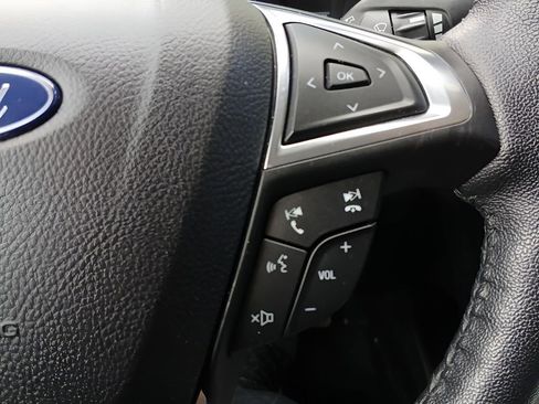 Used 2022 Ford Edge SEL image 19