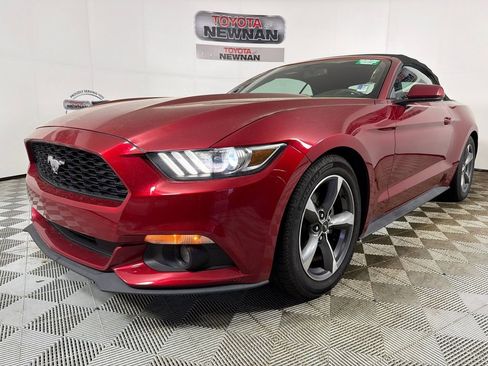 Used 2015 Ford Mustang V6 w/ Equipment Group 051A image 7