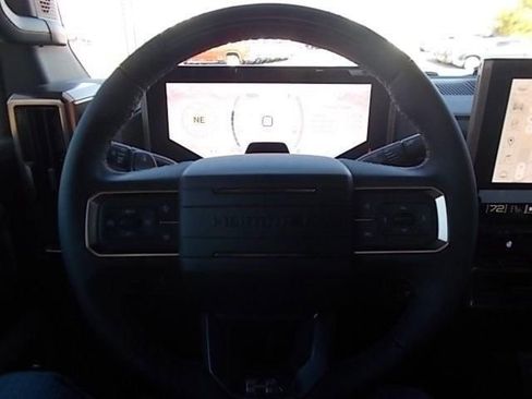 New 2025 GMC Hummer EV 2X w/ Extreme Off-Road Package image 19