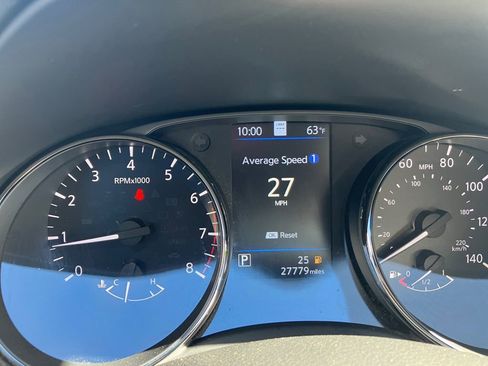 Used 2022 Nissan Rogue Sport SL w/ Premium Package image 9