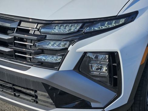 New 2026 Hyundai Tucson Blue SE image 9