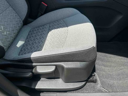 Used 2024 Chevrolet Equinox LS w/ LS Convenience Package FWD image 24