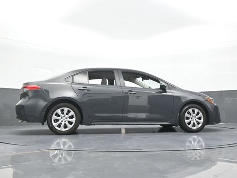 Used 2025 Toyota Corolla LE FWD image 53