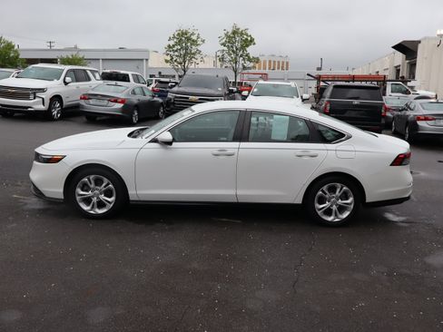 Used 2023 Honda Accord LX image 7