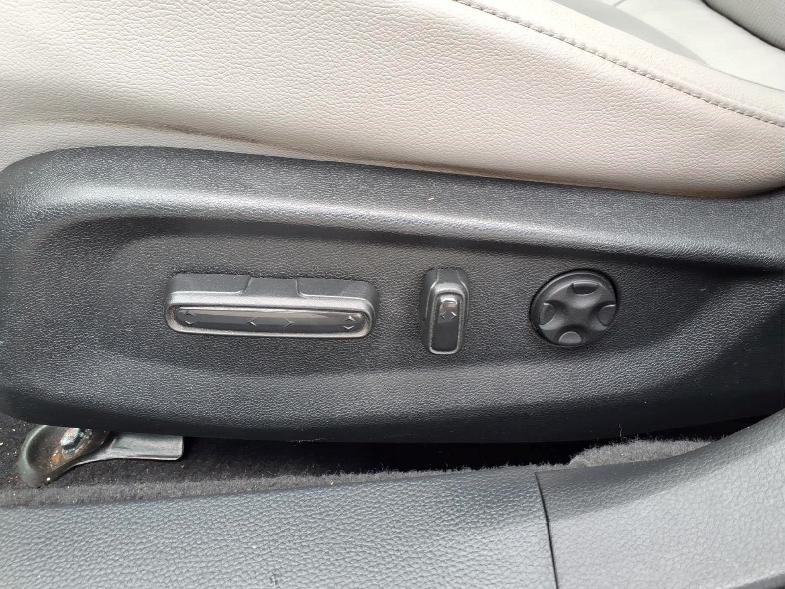 Used 2018 Honda Accord Touring image 22