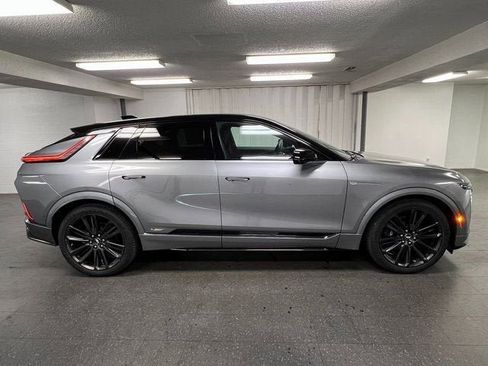 New 2026 Cadillac Lyriq V w/ Exterior Carbon Fiber Package image 3