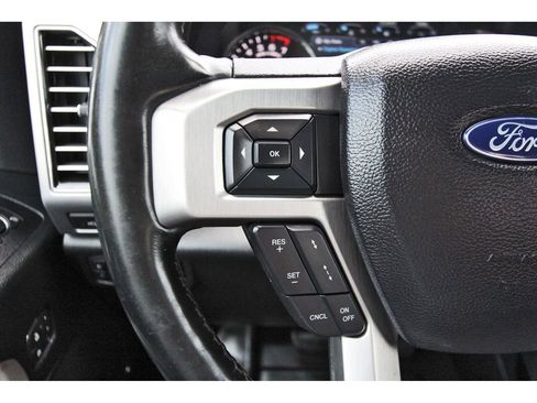 Used 2020 Ford F150 Platinum w/ Equipment Group 701A Luxury image 18