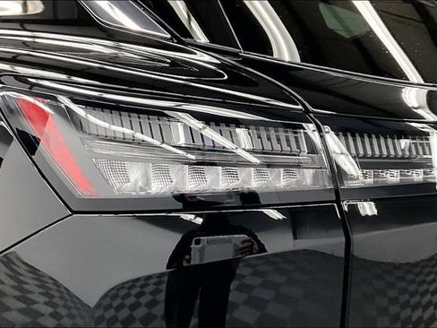 New 2026 Nissan Murano SV AWD/4WD image 18