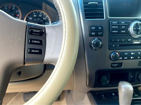 Used 2011 Nissan Armada Platinum image 20