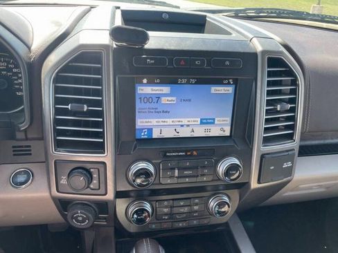 Used 2019 Ford F150 Limited w/ Trailer Tow Package image 15