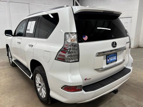 Used 2023 Lexus GX 460 Premium w/ Premium Package AWD/4WD image 6