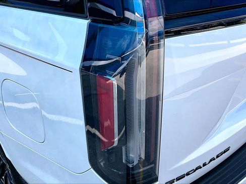 Used 2021 Cadillac Escalade Sport Platinum w/ LPO, ONYX Package RWD image 28