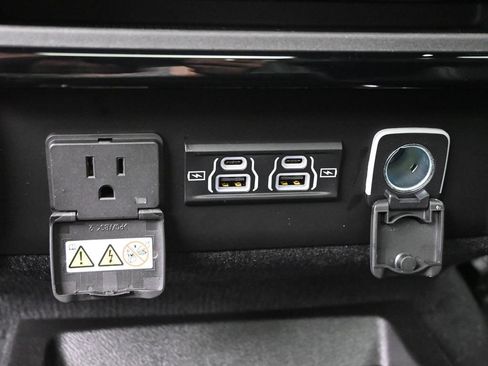 New 2026 Jeep Grand Wagoneer Limited AWD/4WD image 35