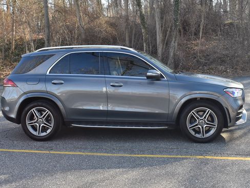 Used 2020 Mercedes-Benz GLE 350 4MATIC image 9