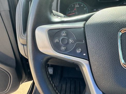 Used 2022 GMC Canyon Elevation w/ Elevation Premium Package RWD image 12