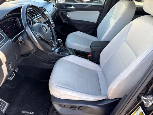Used 2019 Volkswagen Tiguan SEL Premium R-Line AWD/4WD image 26