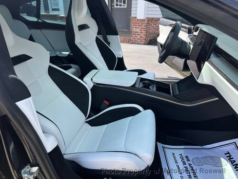 Used 2026 Tesla Model S Plaid AWD/4WD image 26
