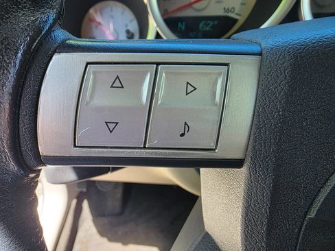 Used 2005 Dodge Magnum R/T w/ Convenience Group II RWD image 18