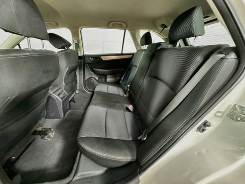 Used 2018 Subaru Outback 2.5i AWD/4WD image 28