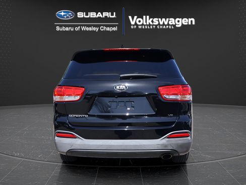 Used 2016 Kia Sorento LX FWD image 6