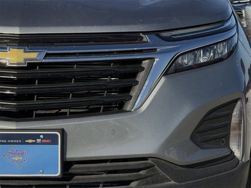 Certified 2024 Chevrolet Equinox LT w/ Driver Convenience Package image 8