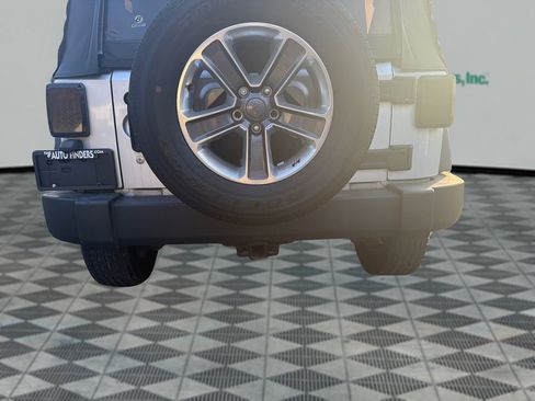 Used 2007 Jeep Wrangler X image 24