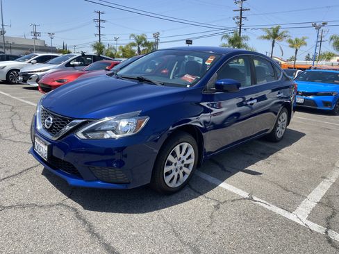 Used 2016 Nissan Sentra S image 2