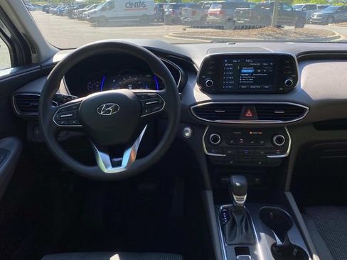 Used 2019 Hyundai Santa Fe SEL FWD image 5
