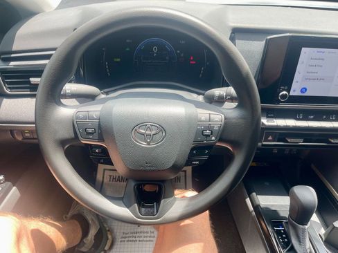 Used 2026 Toyota Camry LE FWD image 12