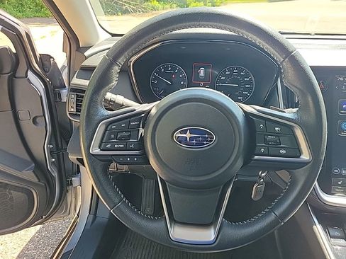 Used 2023 Subaru Outback Premium AWD/4WD image 37